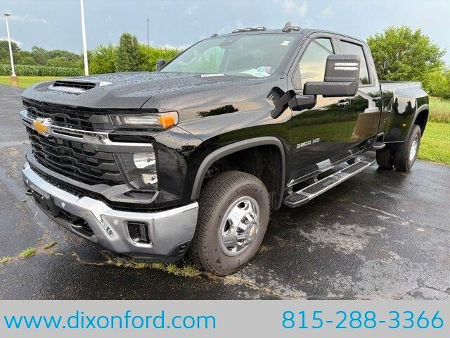 2026 Chevrolet Silverado 3500HD LT — photo 1 of 26