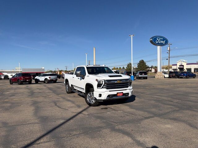 2025 Chevrolet Silverado 3500HD High Country