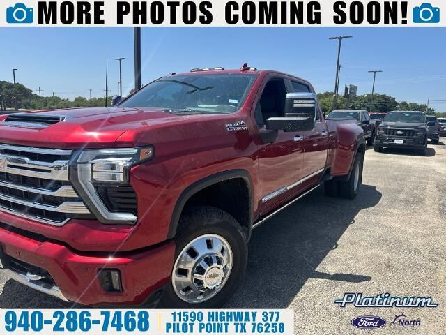2025 Chevrolet Silverado 3500HD High Country — photo 1 of 26