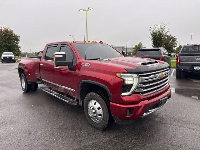 2025 Chevrolet Silverado 3500HD High Country