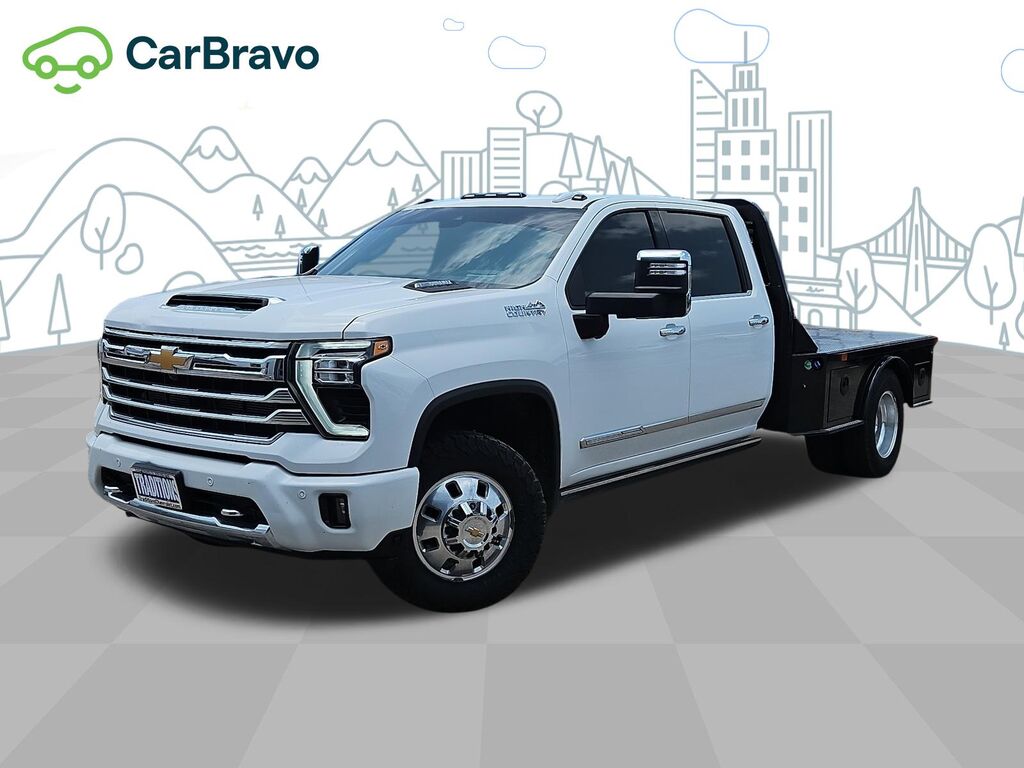 2025 Chevrolet Silverado 3500HD High Country DRW — photo 1 of 6