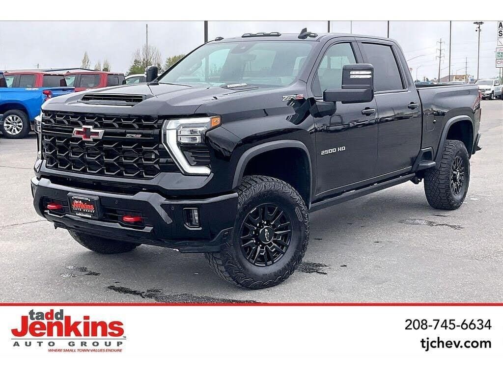 2025 Chevrolet Silverado 2500HD ZR2 — photo 1 of 3