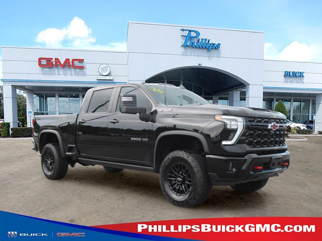 2025 Chevrolet Silverado 2500HD ZR2 — photo 1 of 16