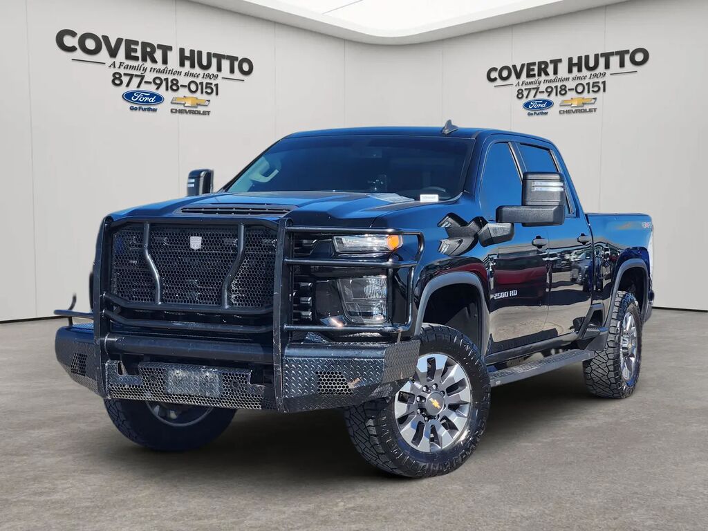 2021 Chevrolet Silverado 2500HD Custom — photo 1 of 16