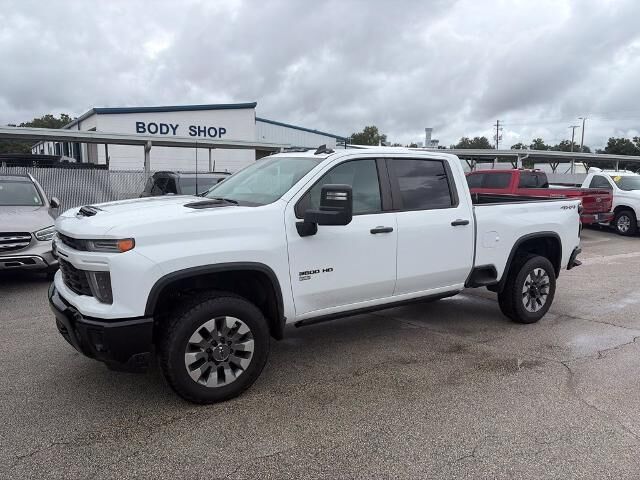 2024 Chevrolet Silverado 2500HD Custom