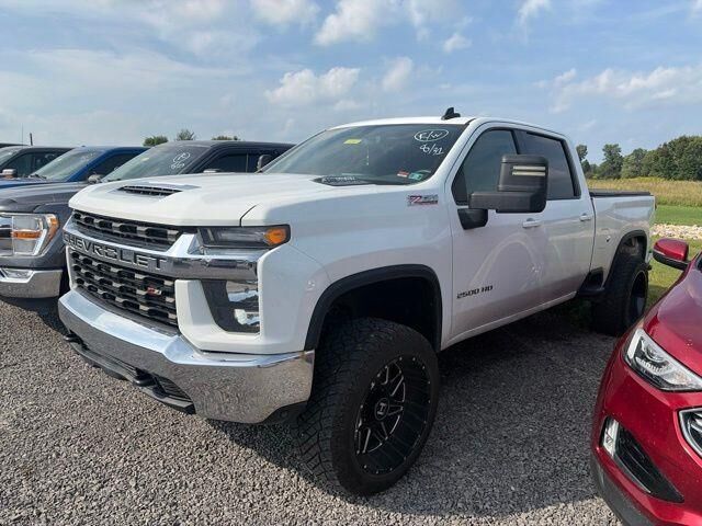 2020 Chevrolet Silverado 2500HD LT — photo 1 of 9