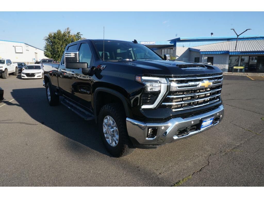 2024 Chevrolet Silverado 2500HD LTZ — photo 1 of 52