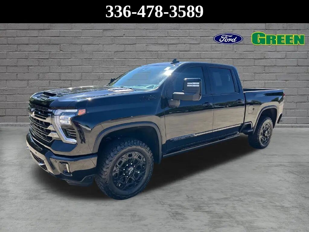 2024 Chevrolet Silverado 2500HD High Country — photo 1 of 13