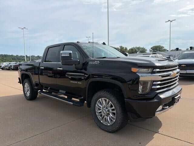2020 Chevrolet Silverado 2500HD High Country — photo 1 of 13