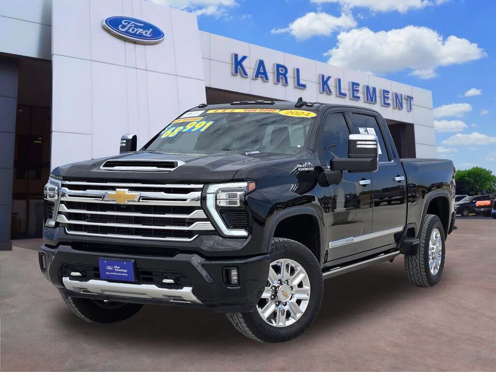 2024 Chevrolet Silverado 2500HD High Country — photo 1 of 1