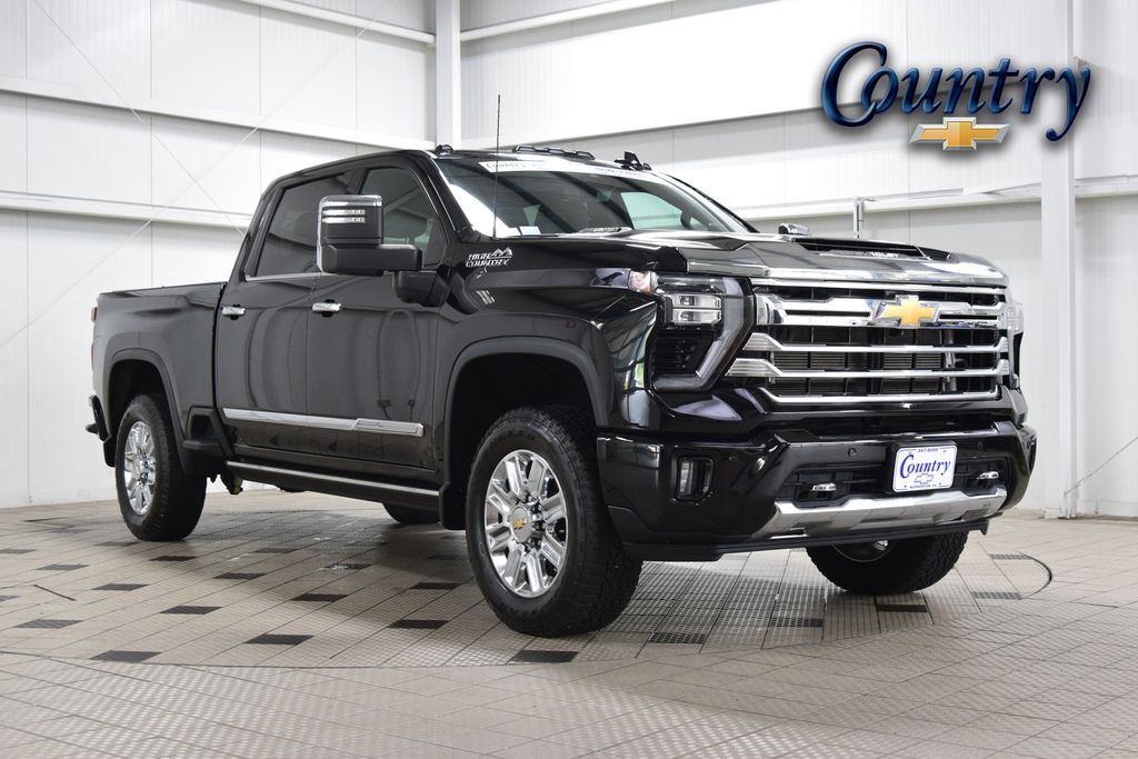 2024 Chevrolet Silverado 2500HD High Country — photo 1 of 11