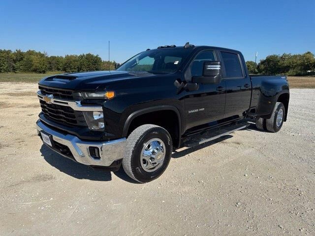 2024 Chevrolet Silverado 3500HD LT