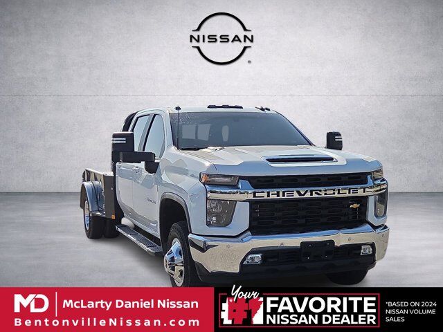 2022 Chevrolet Silverado 3500HD LT — photo 1 of 26