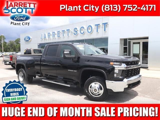 2022 Chevrolet Silverado 3500HD LT — photo 1 of 11