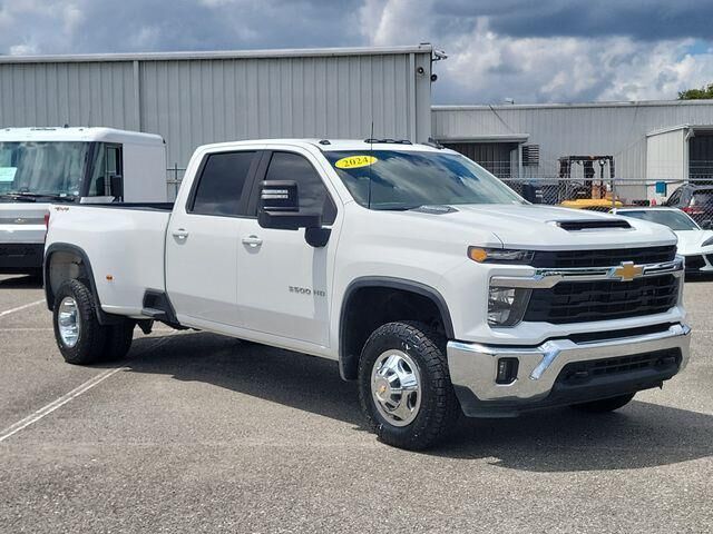 2024 Chevrolet Silverado 3500HD LT