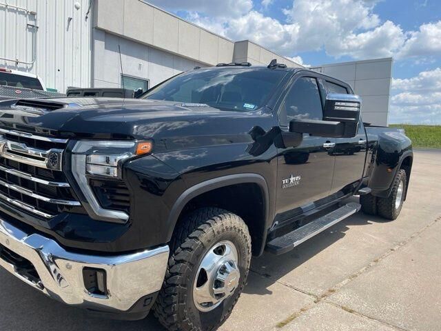 2024 Chevrolet Silverado 3500HD LTZ