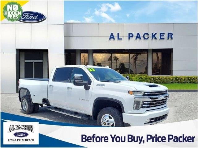 2022 Chevrolet Silverado 3500HD High Country — photo 1 of 26