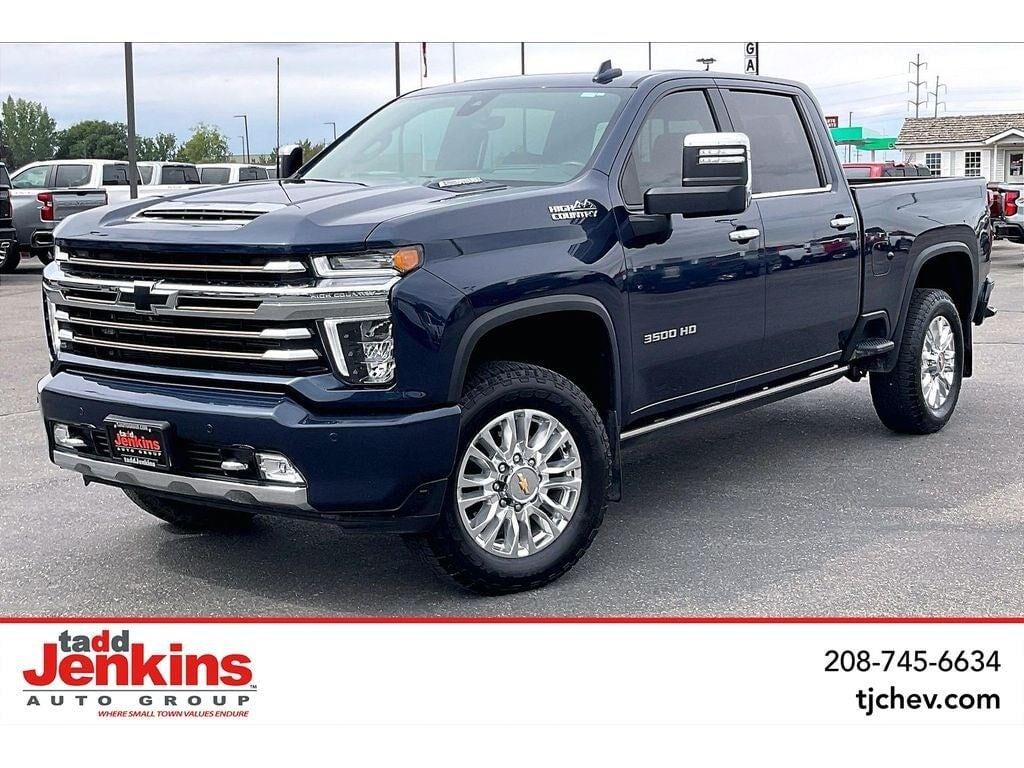 2023 Chevrolet Silverado 3500HD High Country — photo 1 of 2