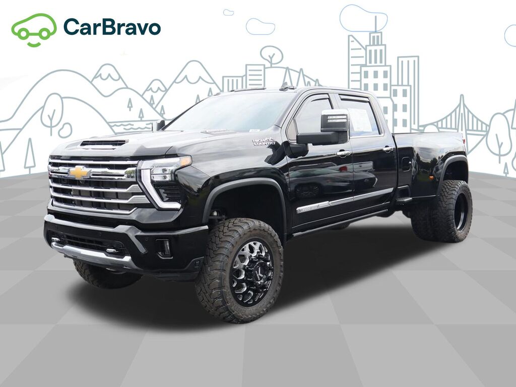 2024 Chevrolet Silverado 3500HD High Country DRW — photo 1 of 5