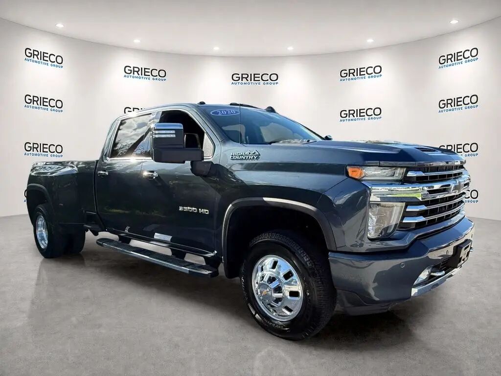 2020 Chevrolet Silverado 3500HD High Country — photo 1 of 3