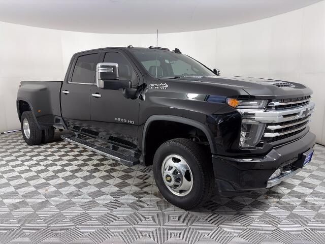 2022 Chevrolet Silverado 3500HD High Country