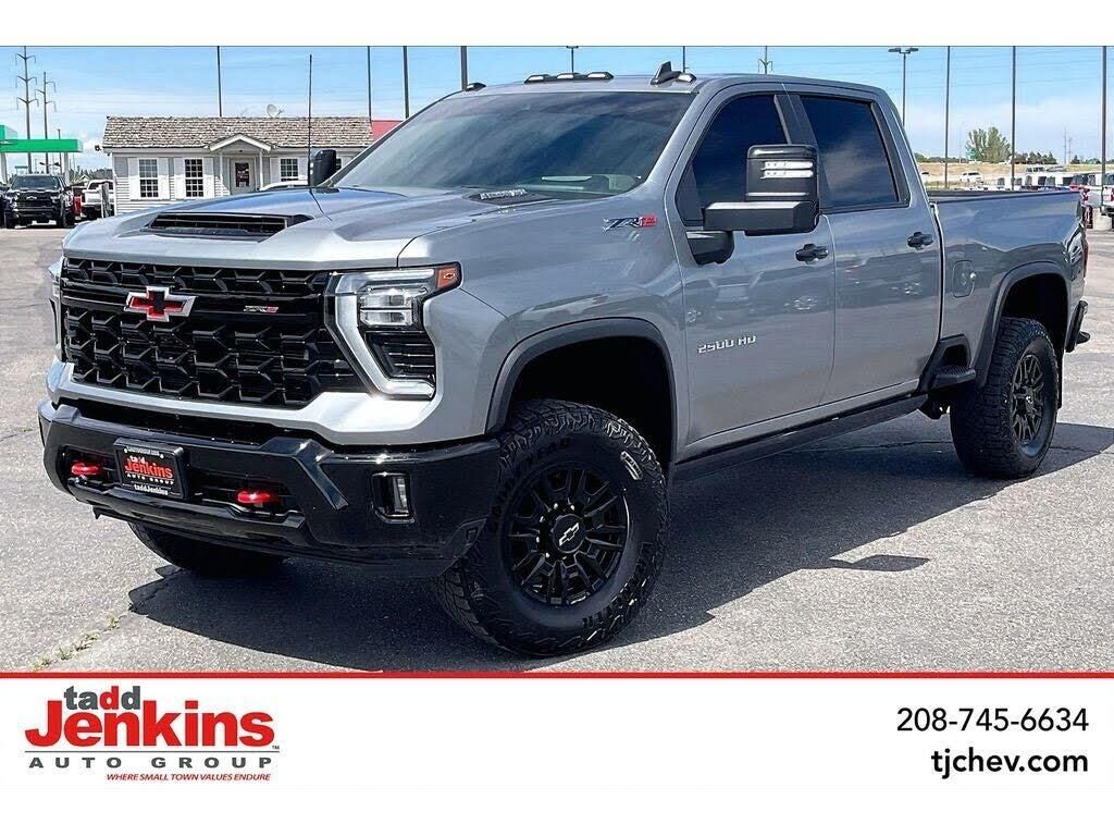 2024 Chevrolet Silverado 2500HD ZR2 — photo 1 of 6