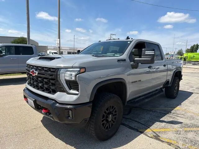 2024 Chevrolet Silverado 2500HD ZR2 — photo 1 of 13