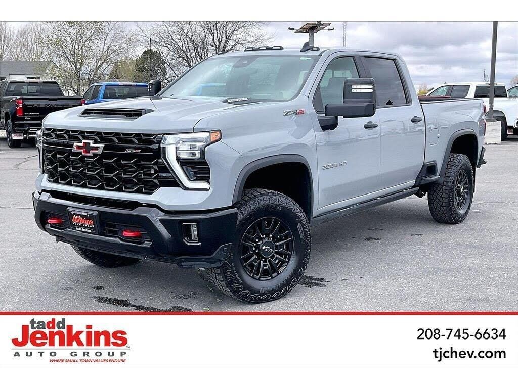 2024 Chevrolet Silverado 2500HD ZR2 — photo 1 of 7
