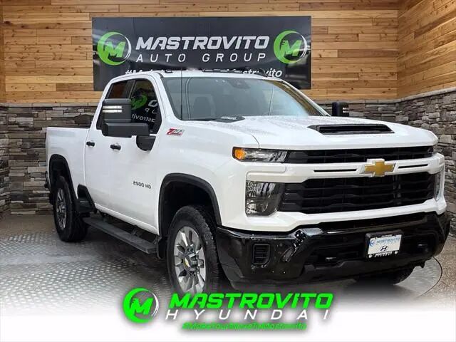 2026 Chevrolet Silverado 2500HD Custom