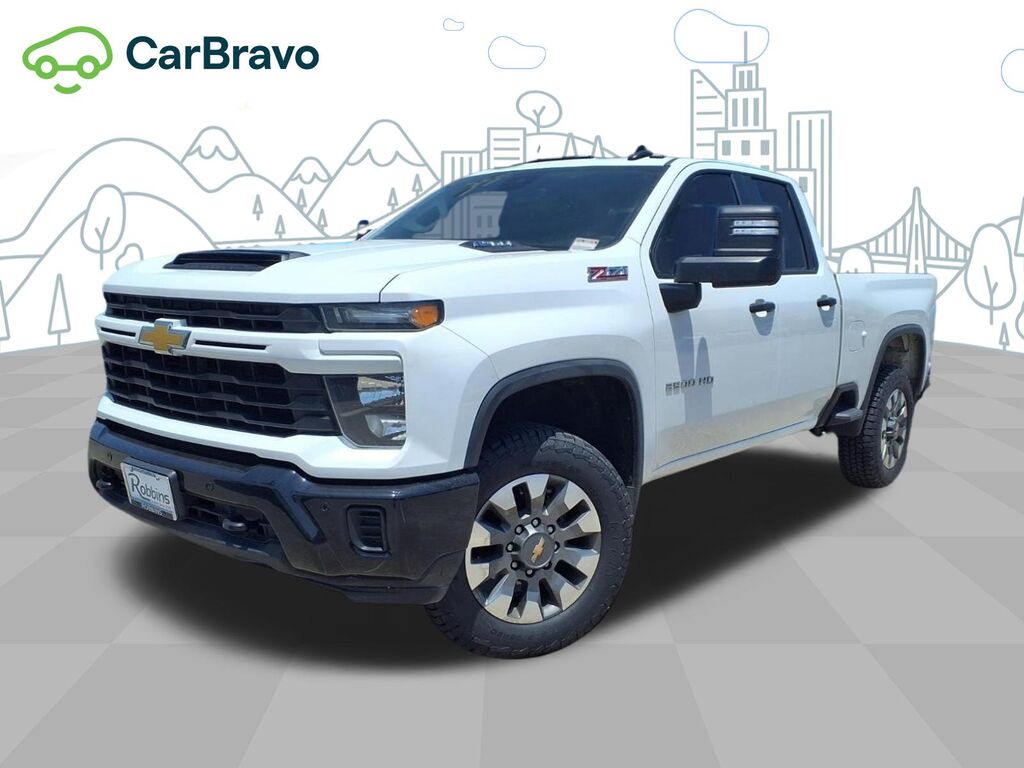 2025 Chevrolet Silverado 2500HD Custom — photo 1 of 6