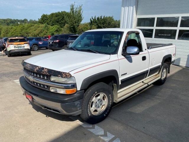 2001 Chevrolet Silverado 1500 LS — photo 1 of 1