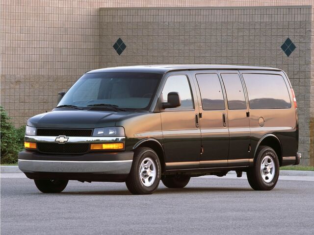 2005 Chevrolet Express Cargo Van Base