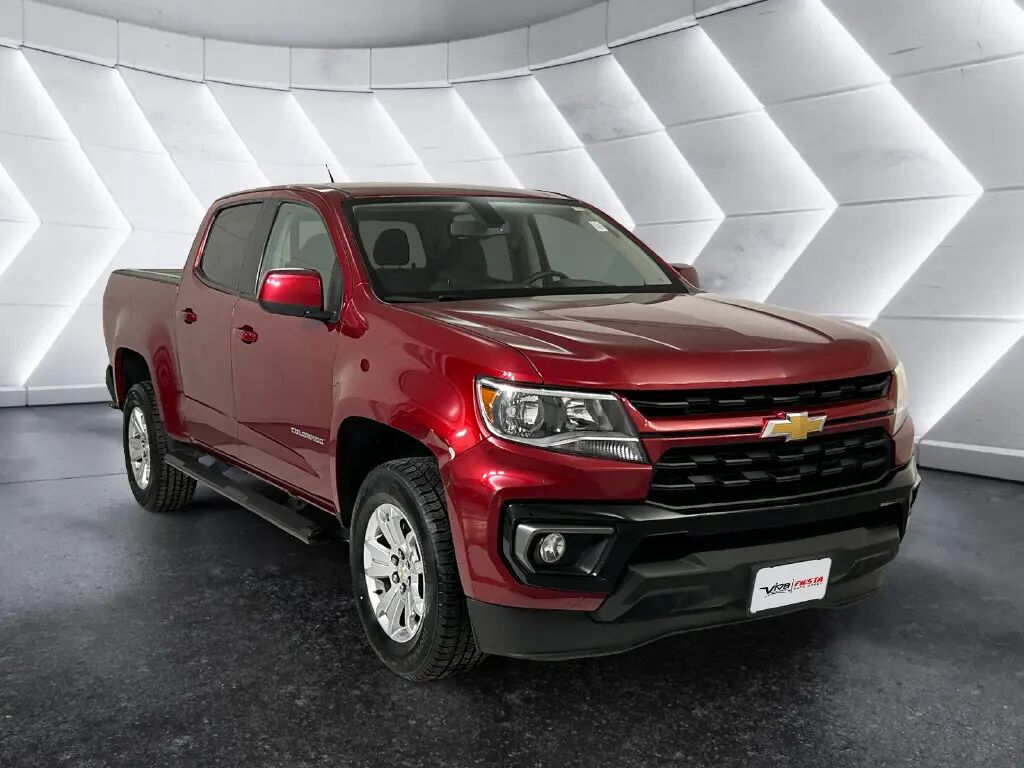 2022 Chevrolet Colorado LT — photo 1 of 13