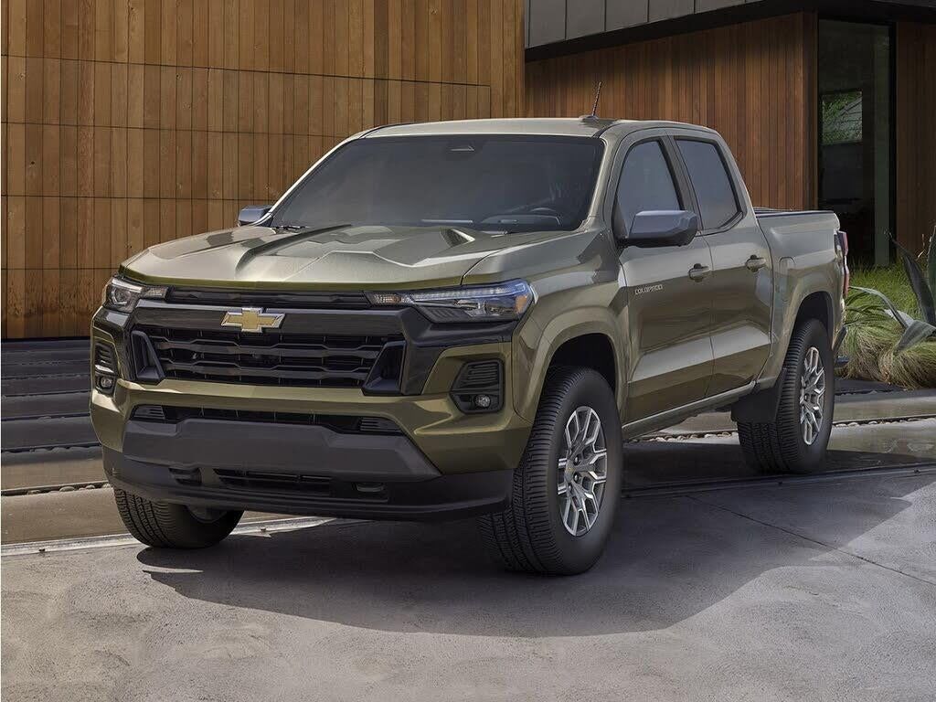 2023 Chevrolet Colorado LT — photo 1 of 1