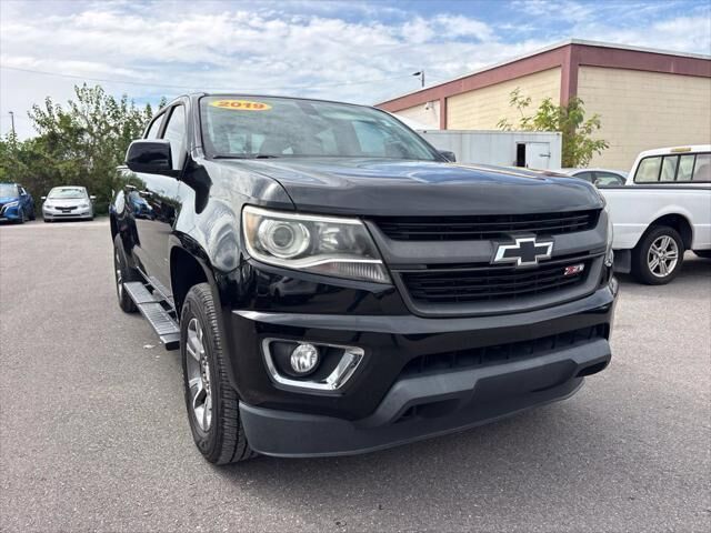 2019 Chevrolet Colorado Z71 — photo 1 of 13