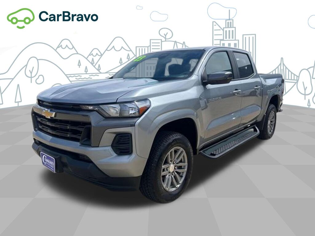 2023 Chevrolet Colorado LT — photo 1 of 6