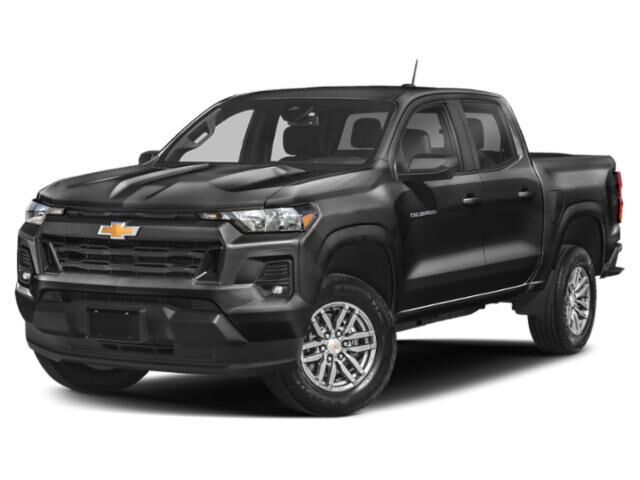 2023 Chevrolet Colorado LT — photo 1 of 4