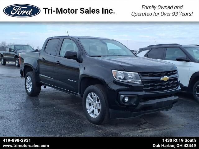 2022 Chevrolet Colorado LT — photo 1 of 13