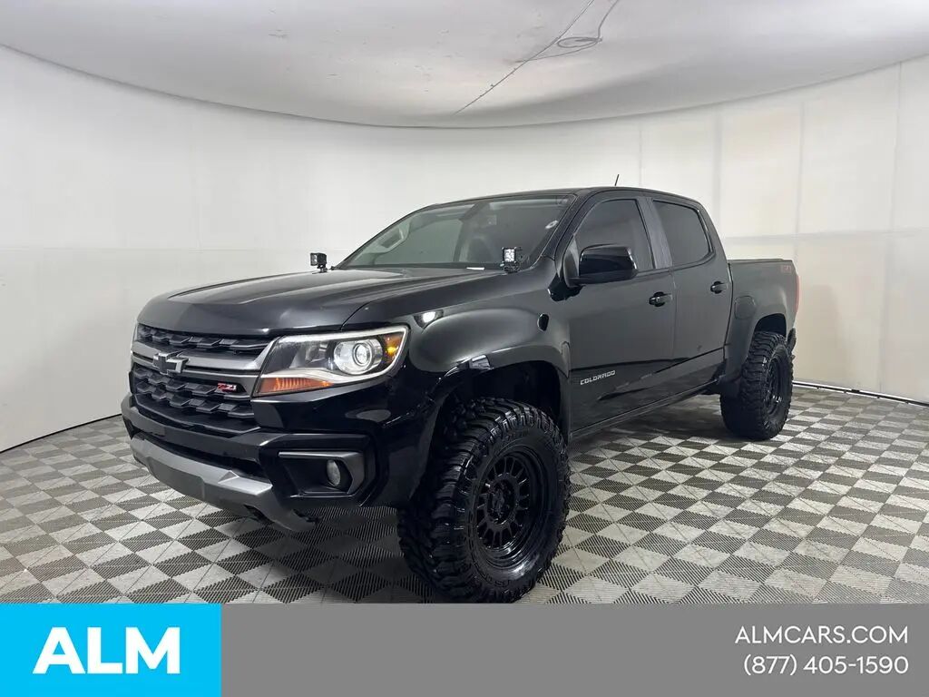 2022 Chevrolet Colorado Z71 — photo 1 of 10