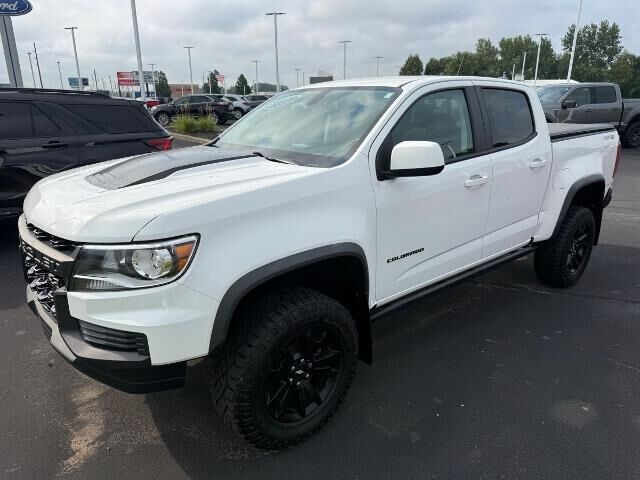 2022 Chevrolet Colorado ZR2 — photo 1 of 38