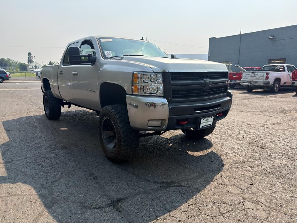 2008 Chevrolet Silverado 2500HD LT2 — photo 1 of 6