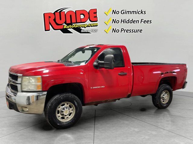 2008 Chevrolet Silverado 2500HD LT w/1LT — photo 1 of 13