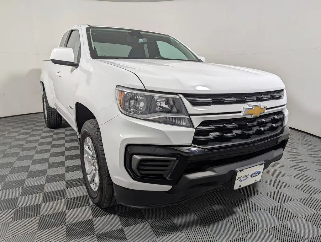 2021 Chevrolet Colorado LT — photo 1 of 13