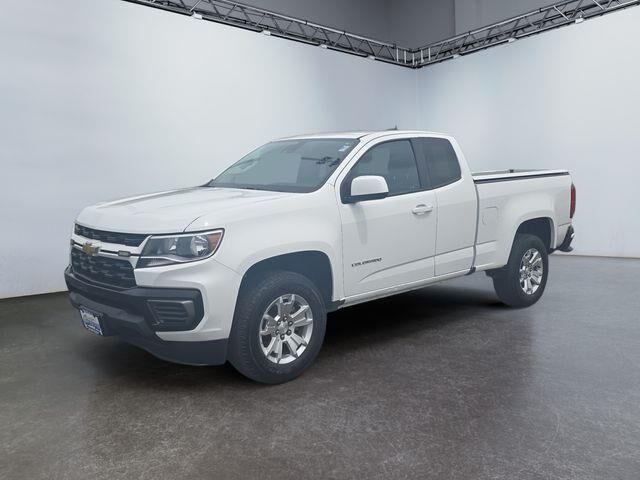 2022 Chevrolet Colorado LT — photo 1 of 13