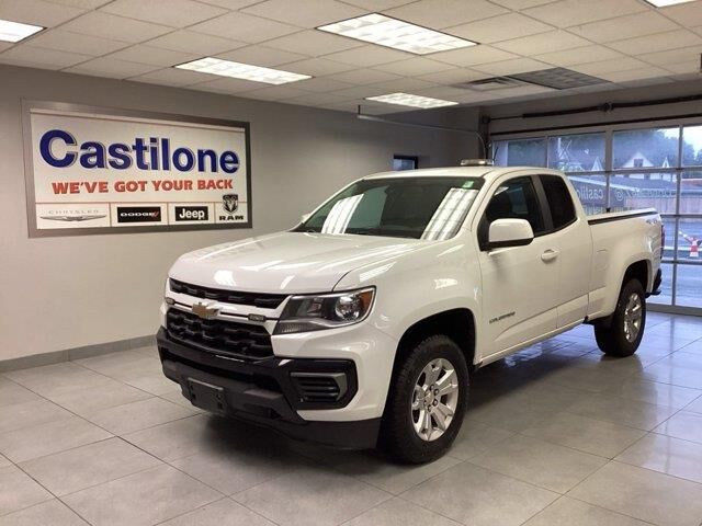 2022 Chevrolet Colorado LT — photo 1 of 46