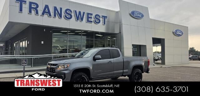 2022 Chevrolet Colorado LT — photo 1 of 12