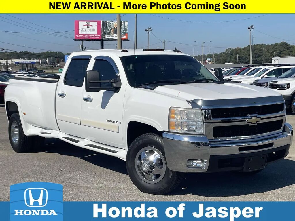 2008 Chevrolet Silverado 3500HD LT1 — photo 1 of 13