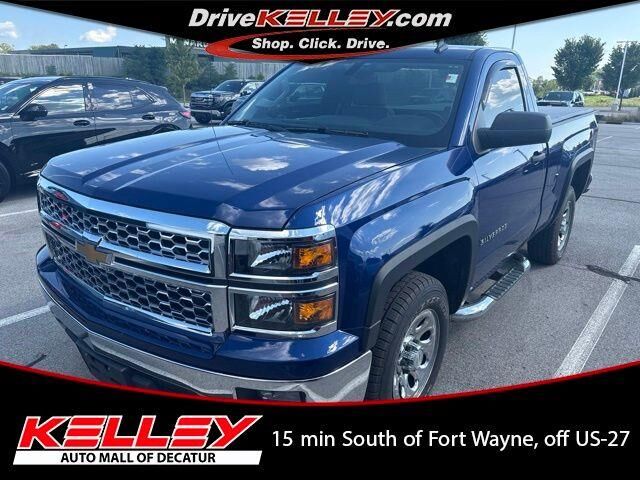 2014 Chevrolet Silverado 1500 LT — photo 1 of 6