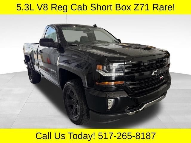 2016 Chevrolet Silverado 1500 LT — photo 1 of 26