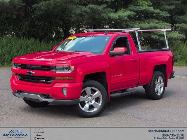 2016 Chevrolet Silverado 1500 LT — photo 1 of 26